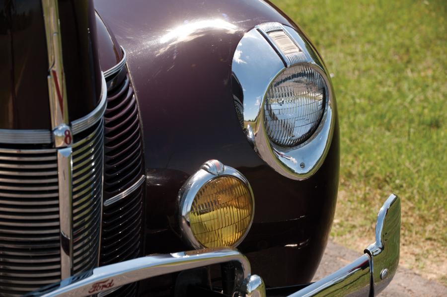  Ford DeLuxe Convertible Coupe 1940 года  (фото 54 из 80)